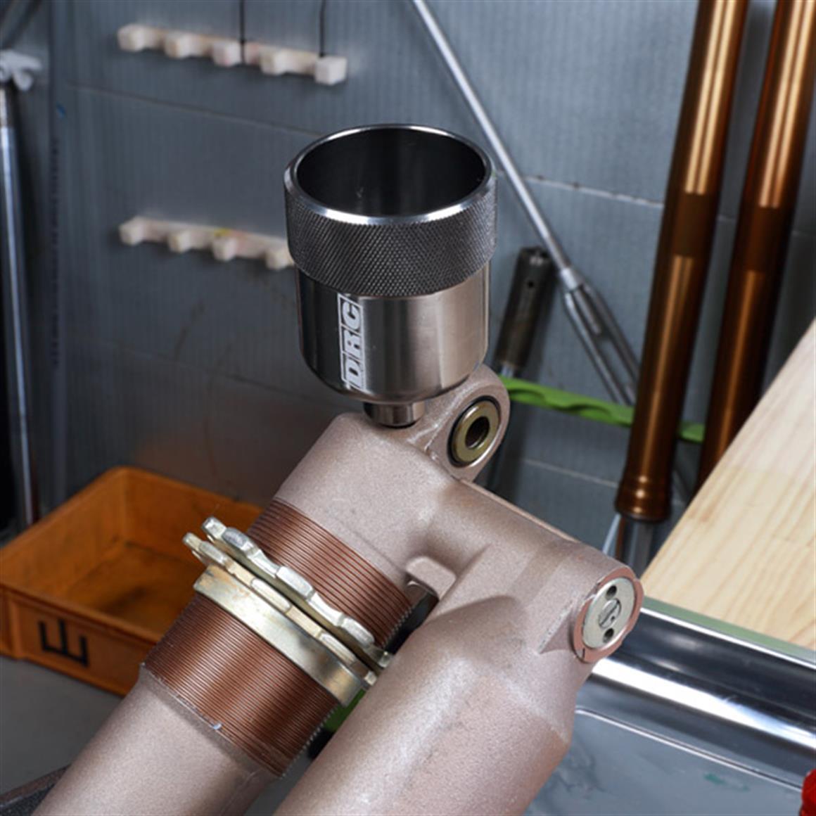 DRC SHOWA ARKA SÜSPANSİYON HAVA TAHLİYE KABI