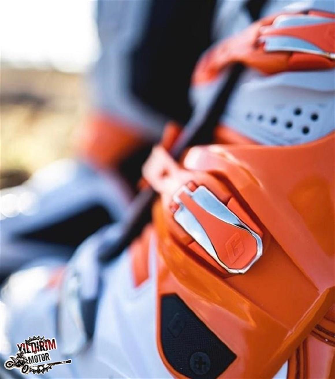 GAERNE SG12 Enduro Motocross Bot