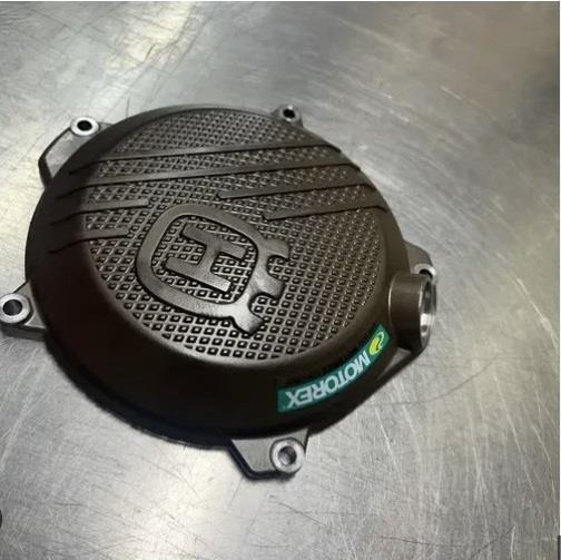 HUSQVARNA 2024 TE 250/300 DEBRİYAJ KAPAK