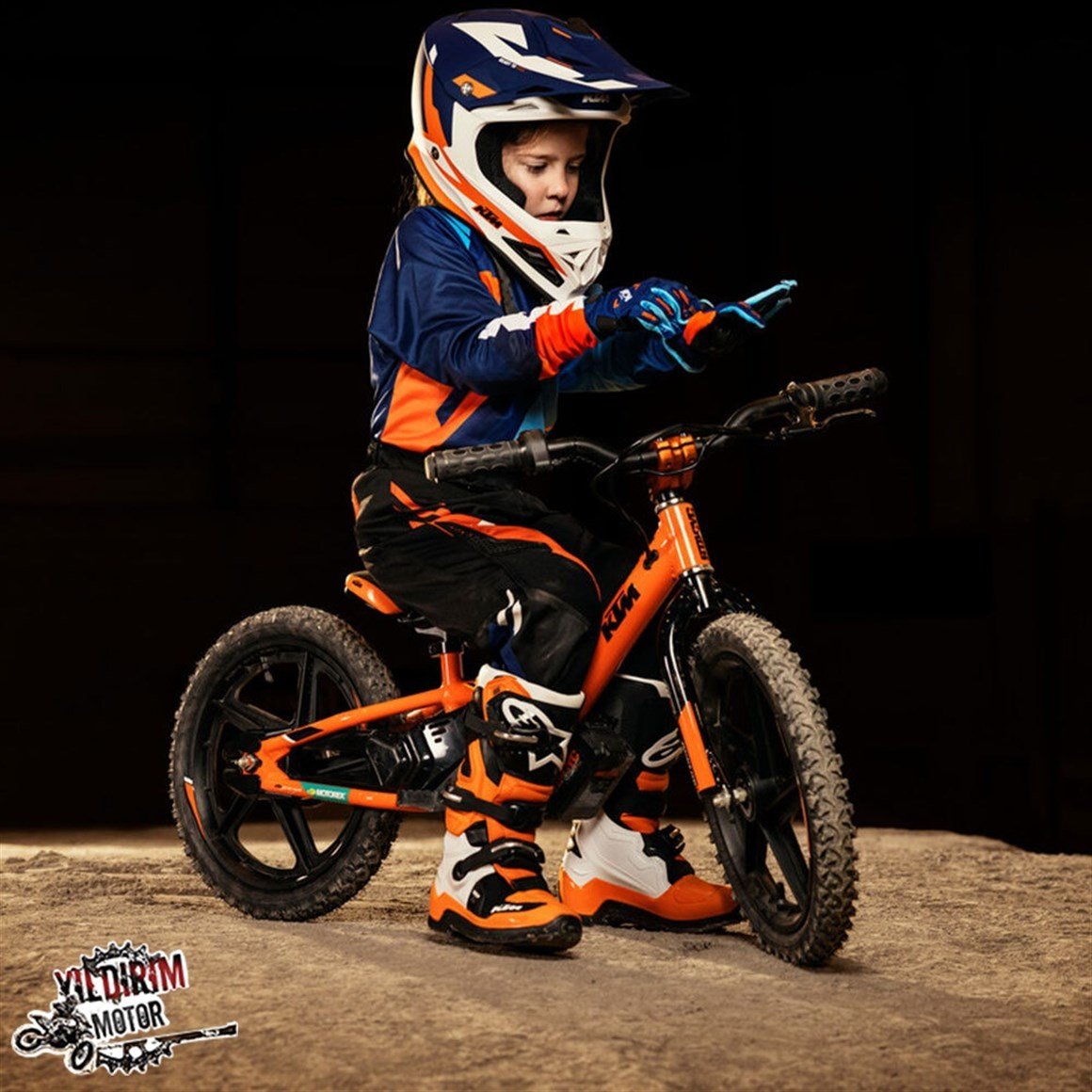 KTM 16 JANT ELEKTRİKLİ DENGE BİSİKLETİ