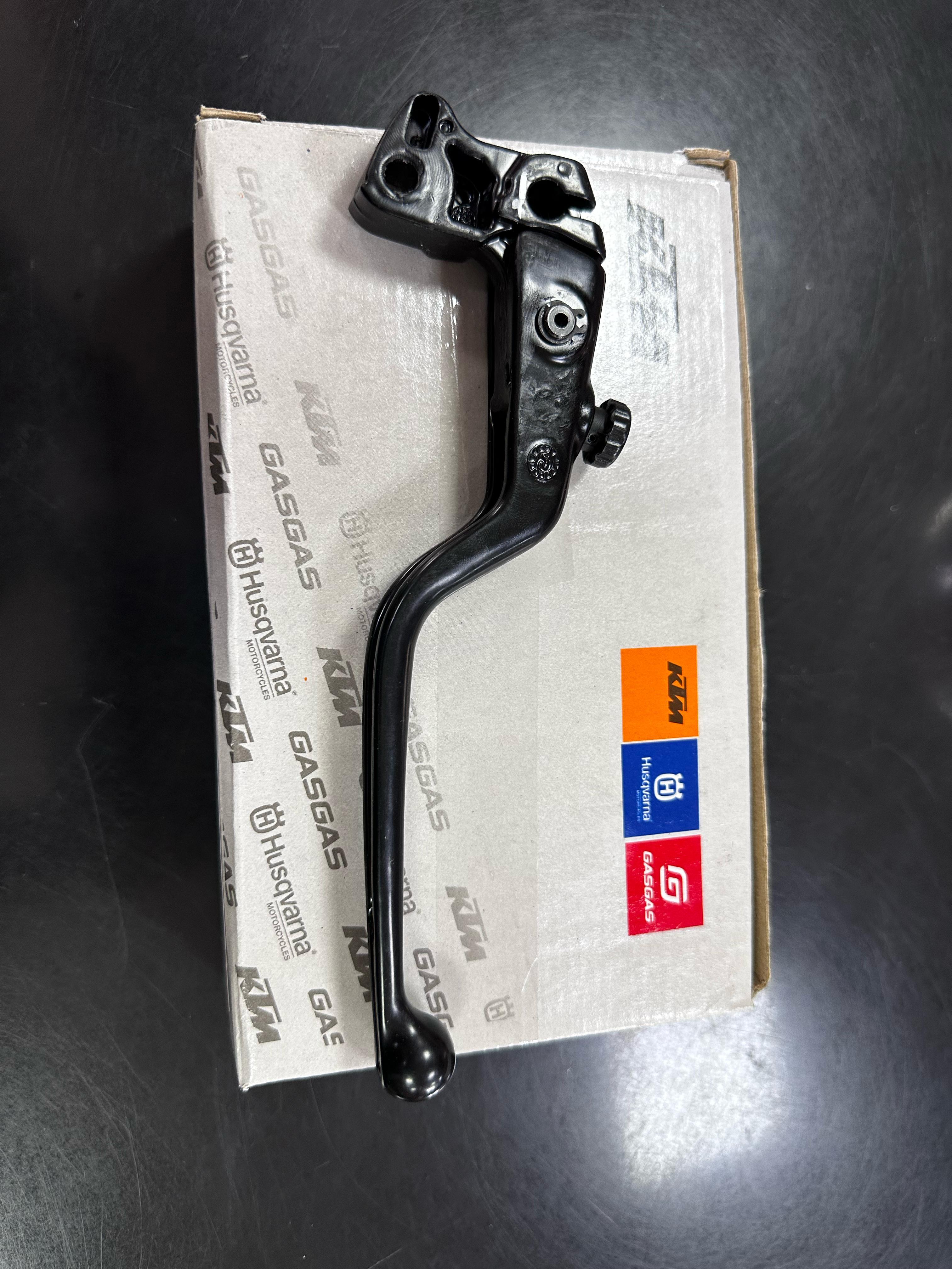 KTM DUKE 390 DEBRİYAJ MANETİ 2024