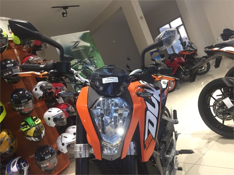 KTM Duke RC Modeller Modifiye Manet Takımı