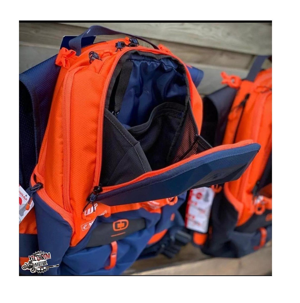 KTM ERZBERG SULUKLU ÇANTA 1LT