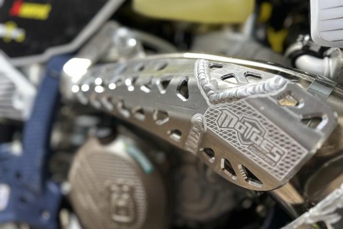 KTM HUSQ GASGAS MOTO ES KARTER KORUMA ÜST UZANTI 24-25