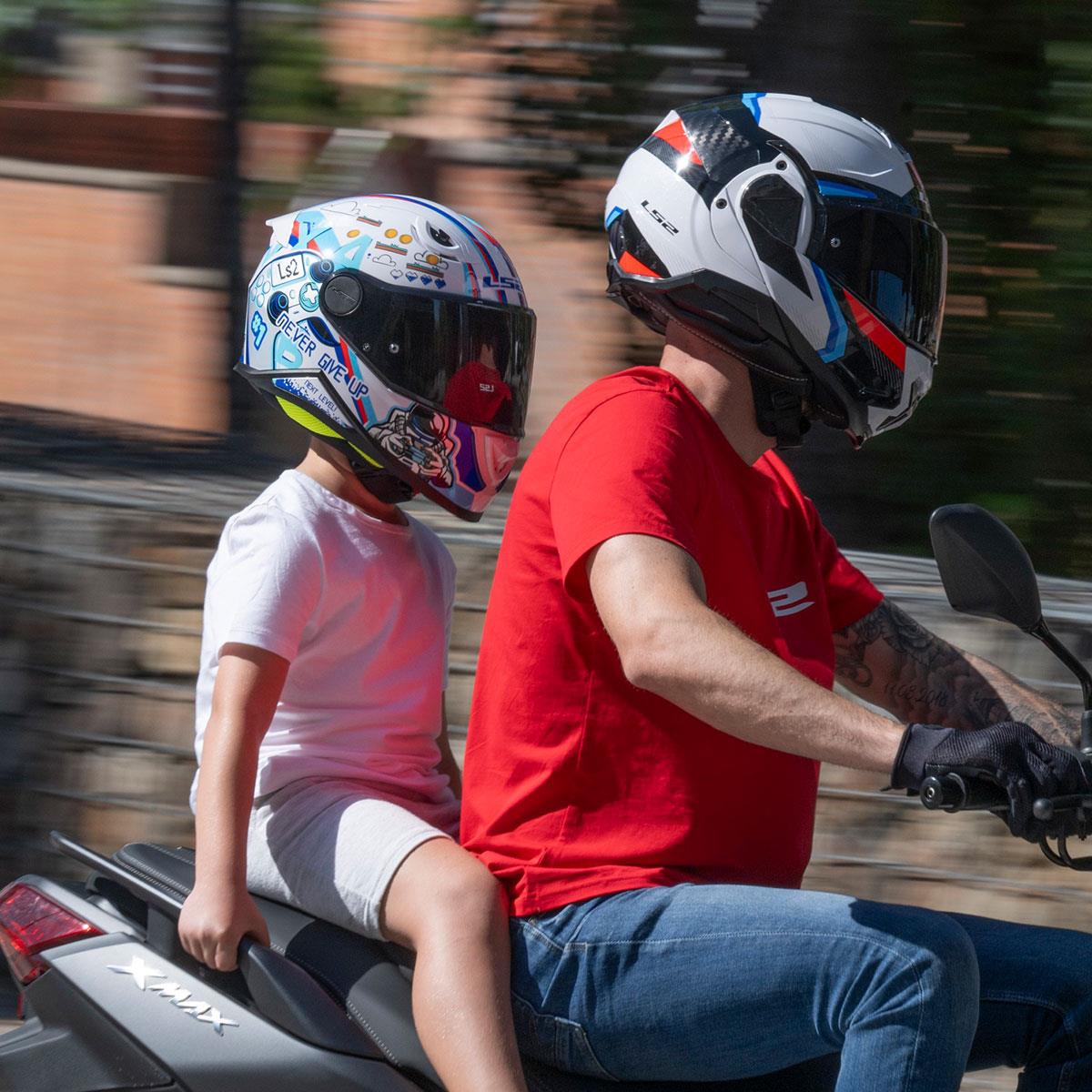 LS2 KID NEXT LEVEL BEYAZ COCUK KASK 