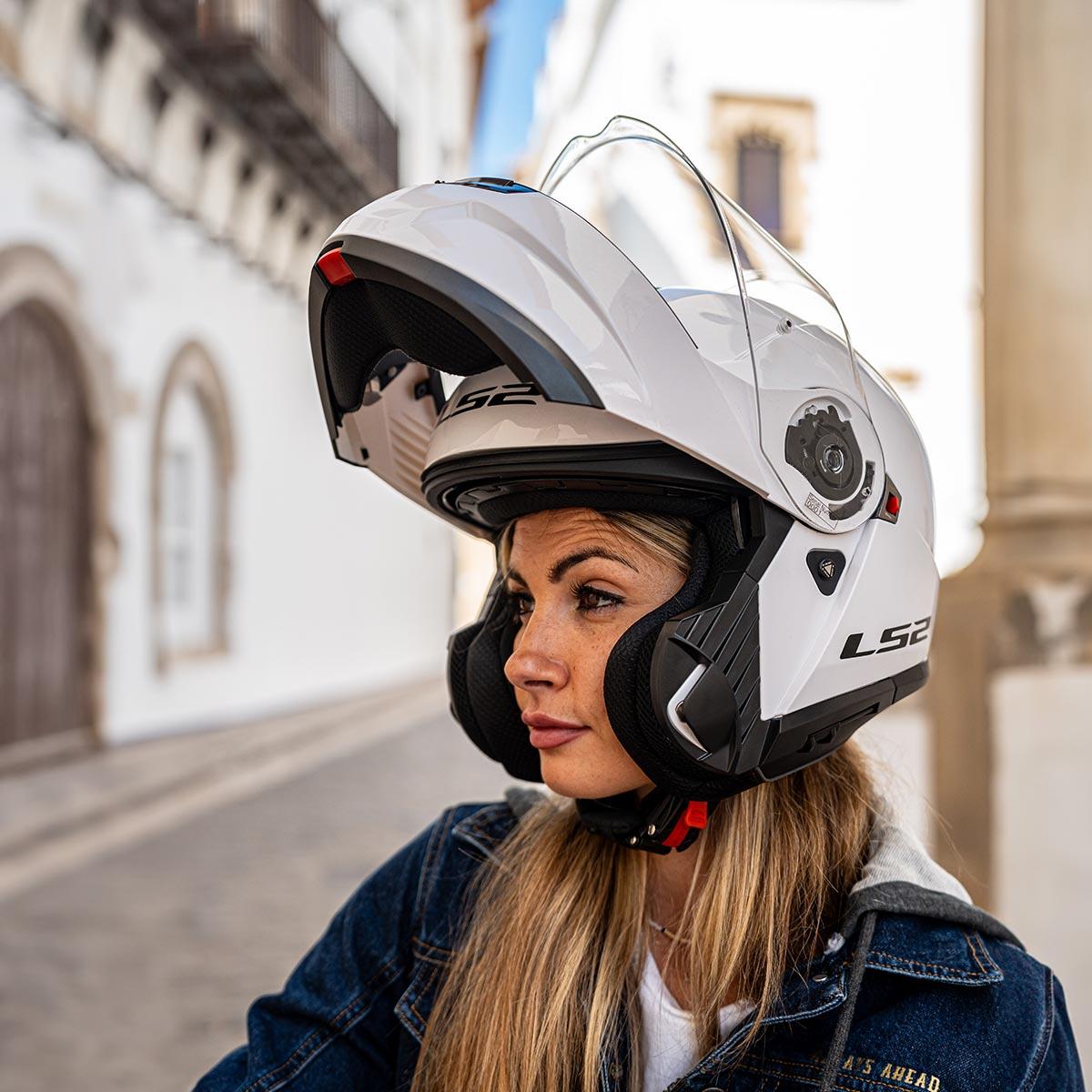 LS2 STROBE 2 BEYAZ KASK