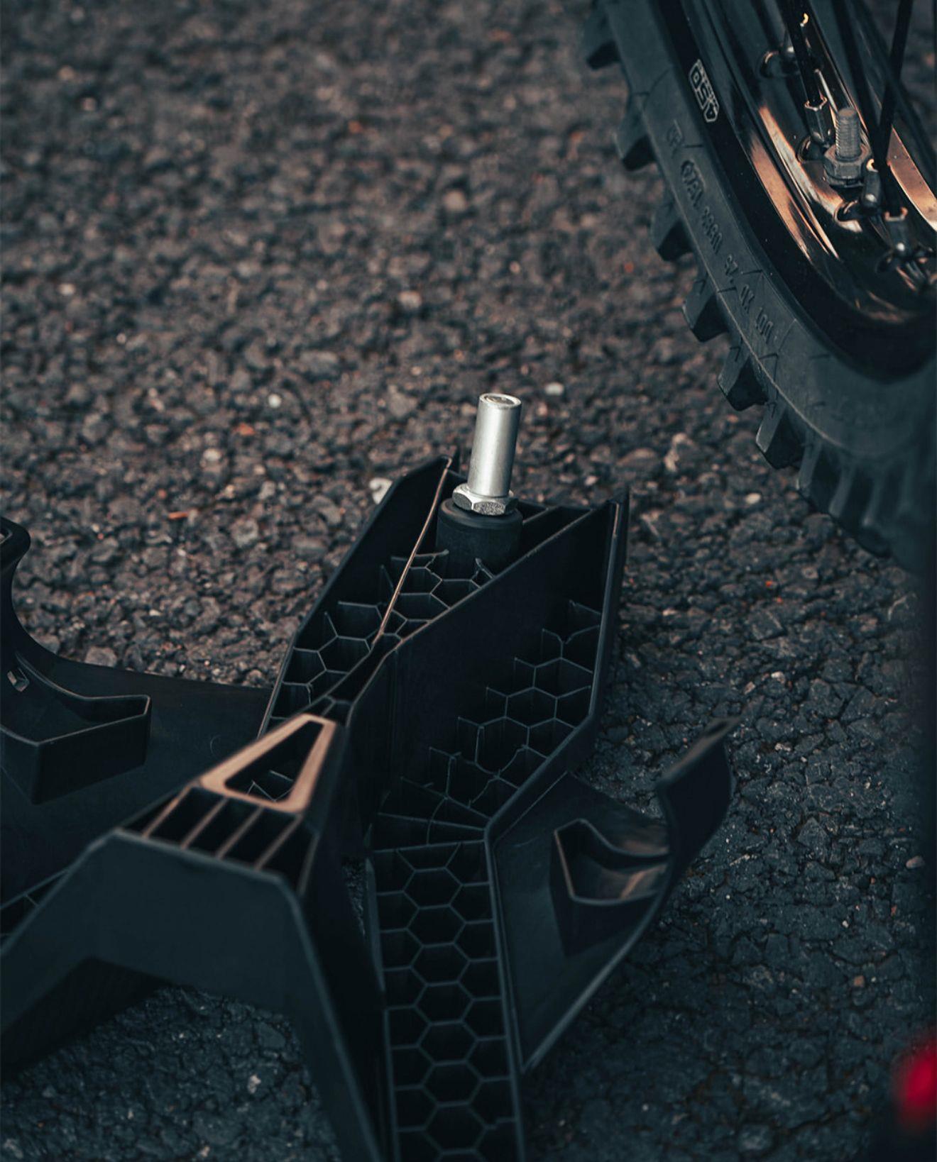 POLİSPORT ÇOK AMAÇLI TRİPOD 