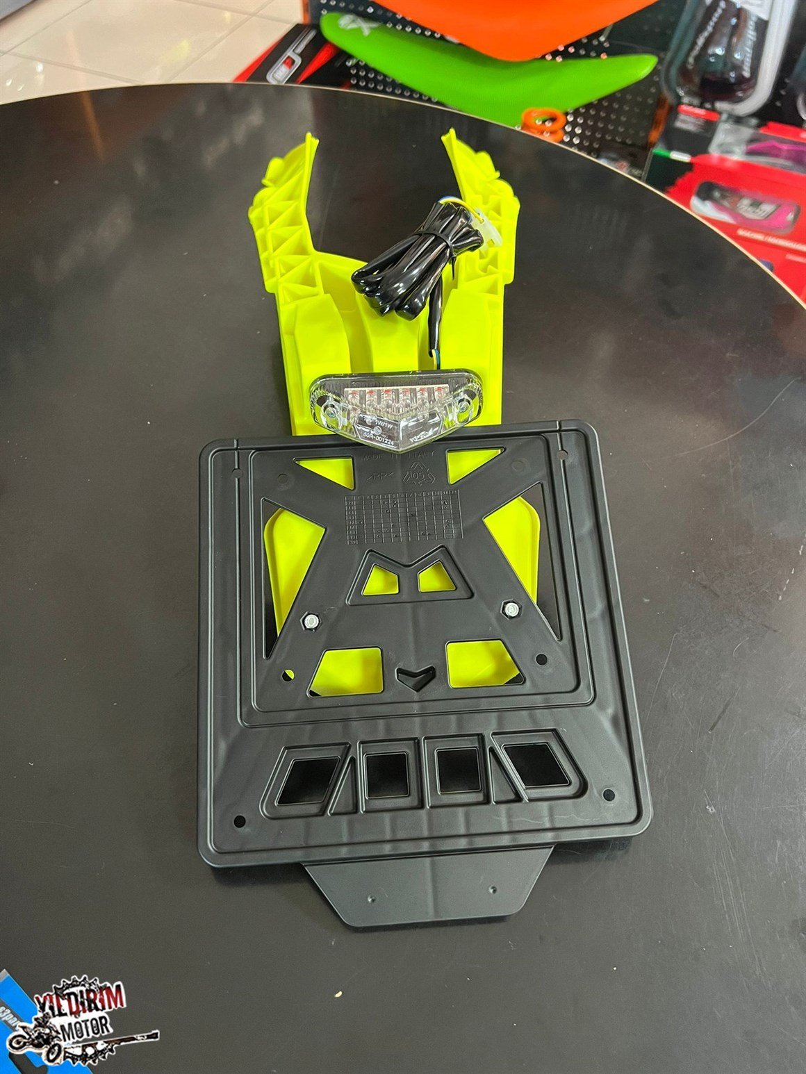 RTECH HUSQVARNA MODELLER PLAKALI STOP KUYRUK 20-21