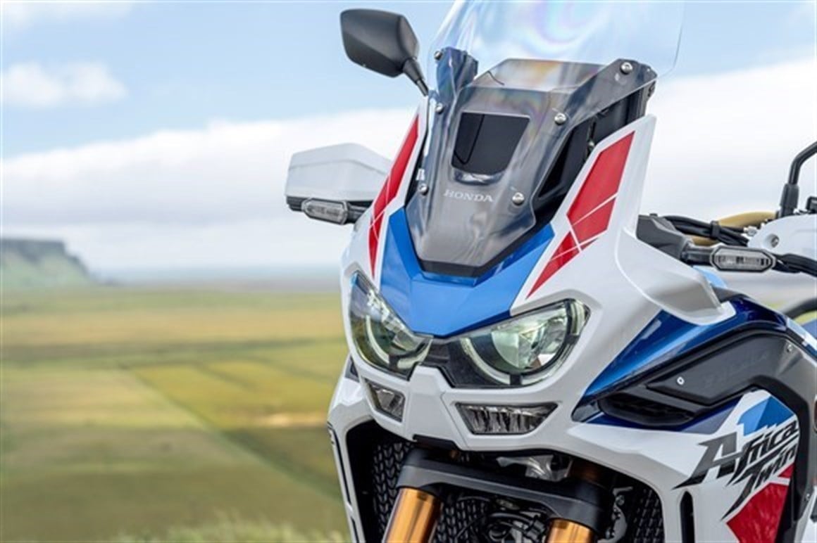 S3 AFRİCA TWİN BASAK SETİ 18-23