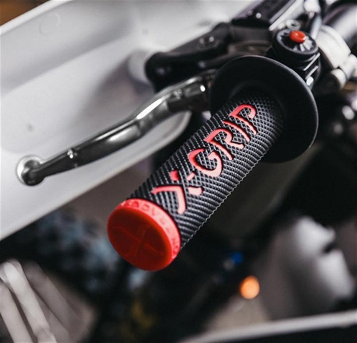 X-GRİP BRAAAAP. SLİKON ELCİK Kırmızı